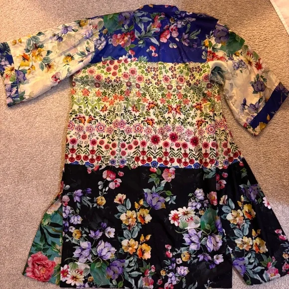 Johnny Was Silk Reversible Kimono - Picture 6 of 9